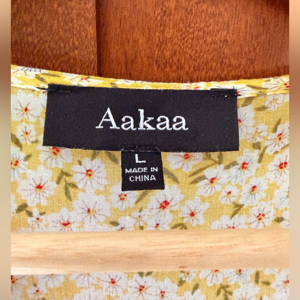 Aakaa Floral Yellow Wrap Dress Women’s Size Large - Picture 5 of 6